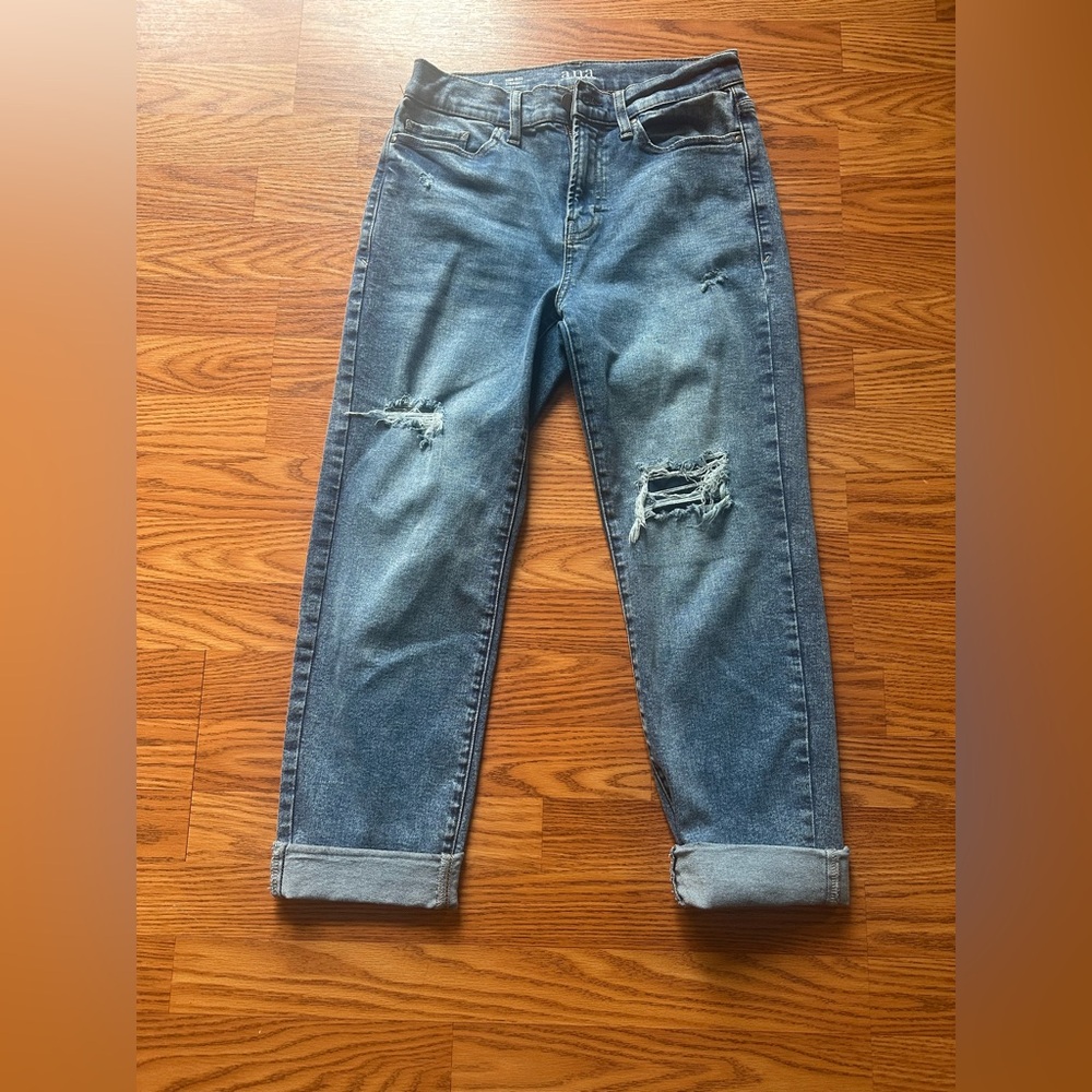 a.n.a Blue Cropped Jeans